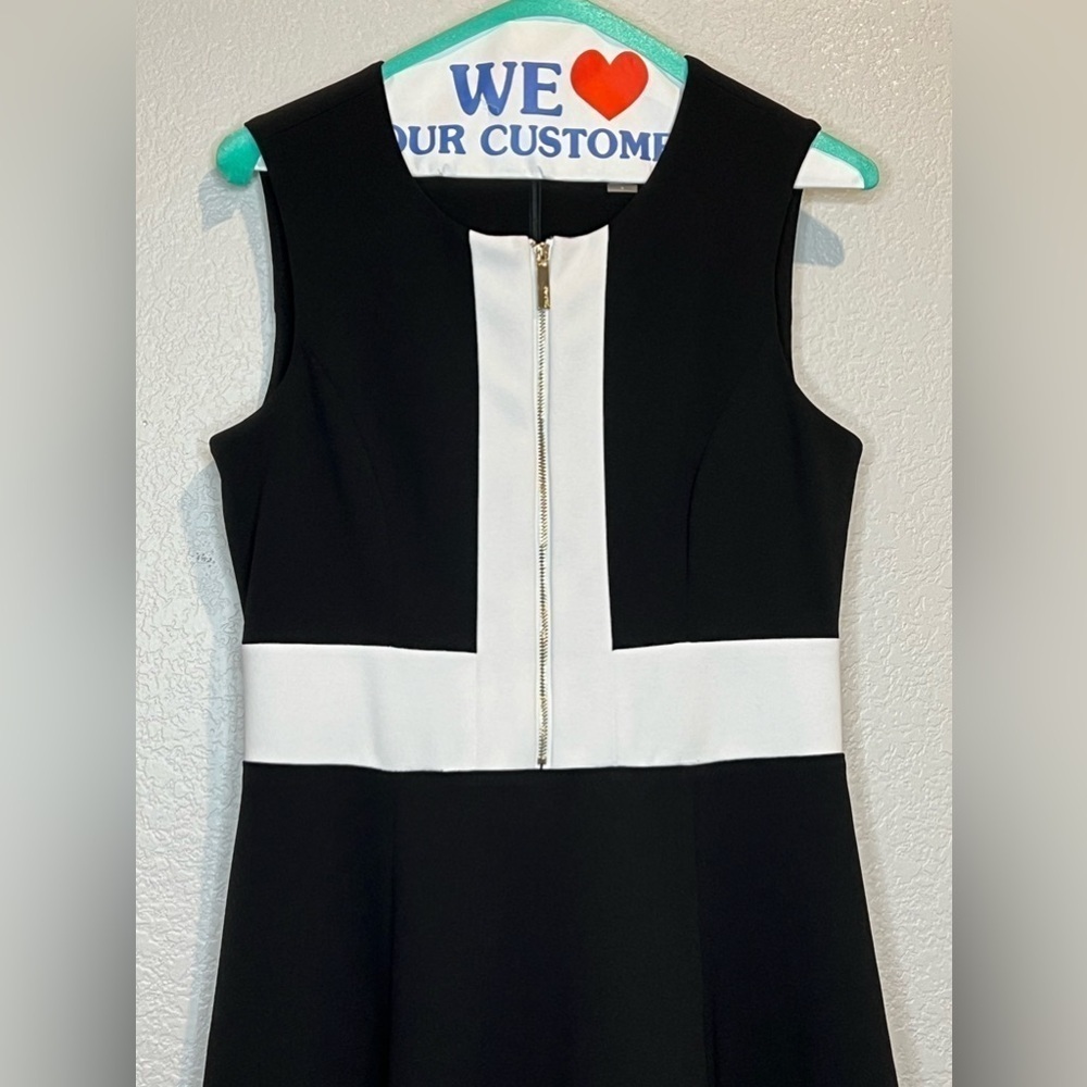 051. Calvin Klein Colorblocked Fit & Flare Dress Size 6 - Picture 3 of 11